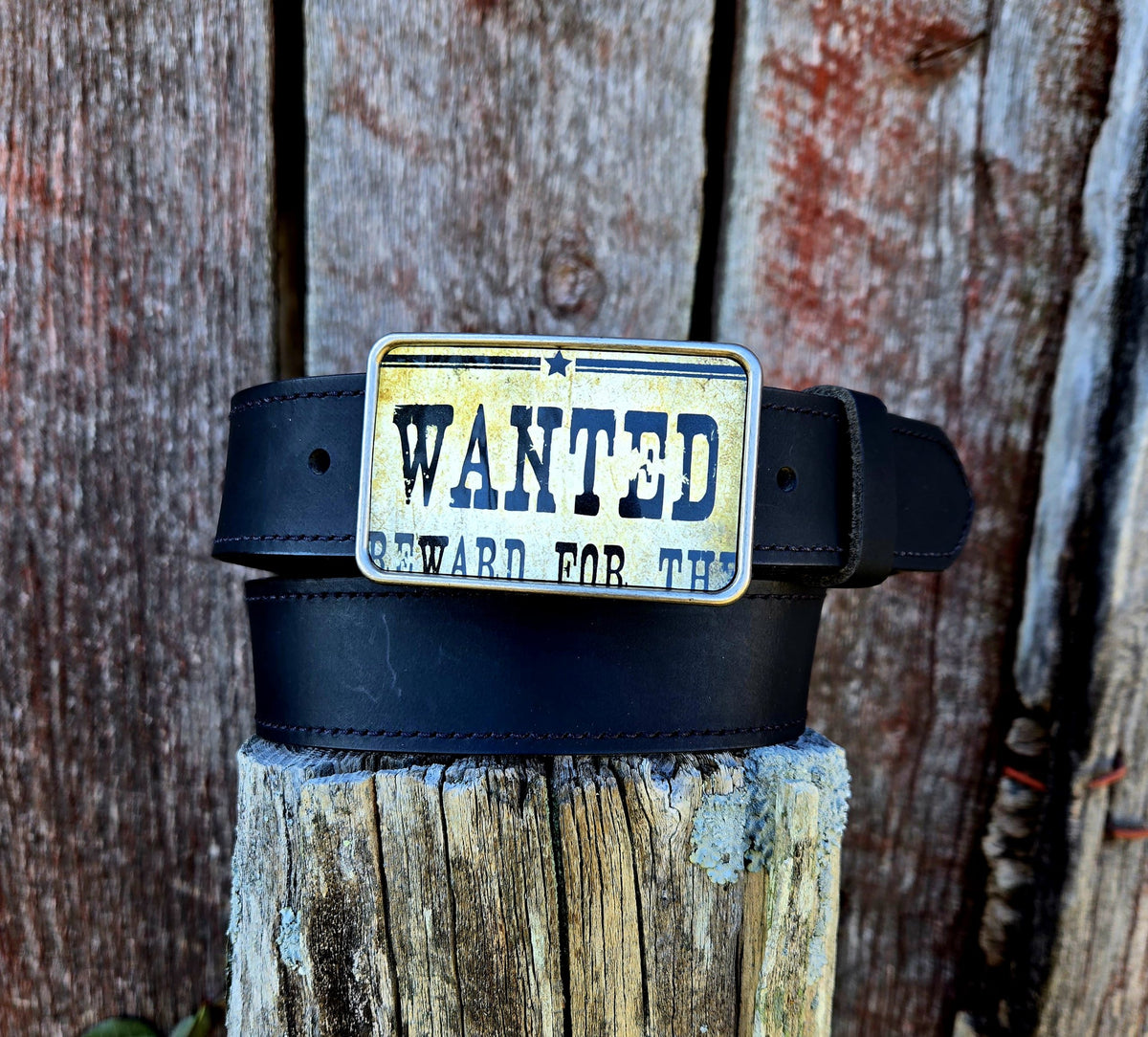 Wanted full grain leather belt in black water buffalo with poster buckle
